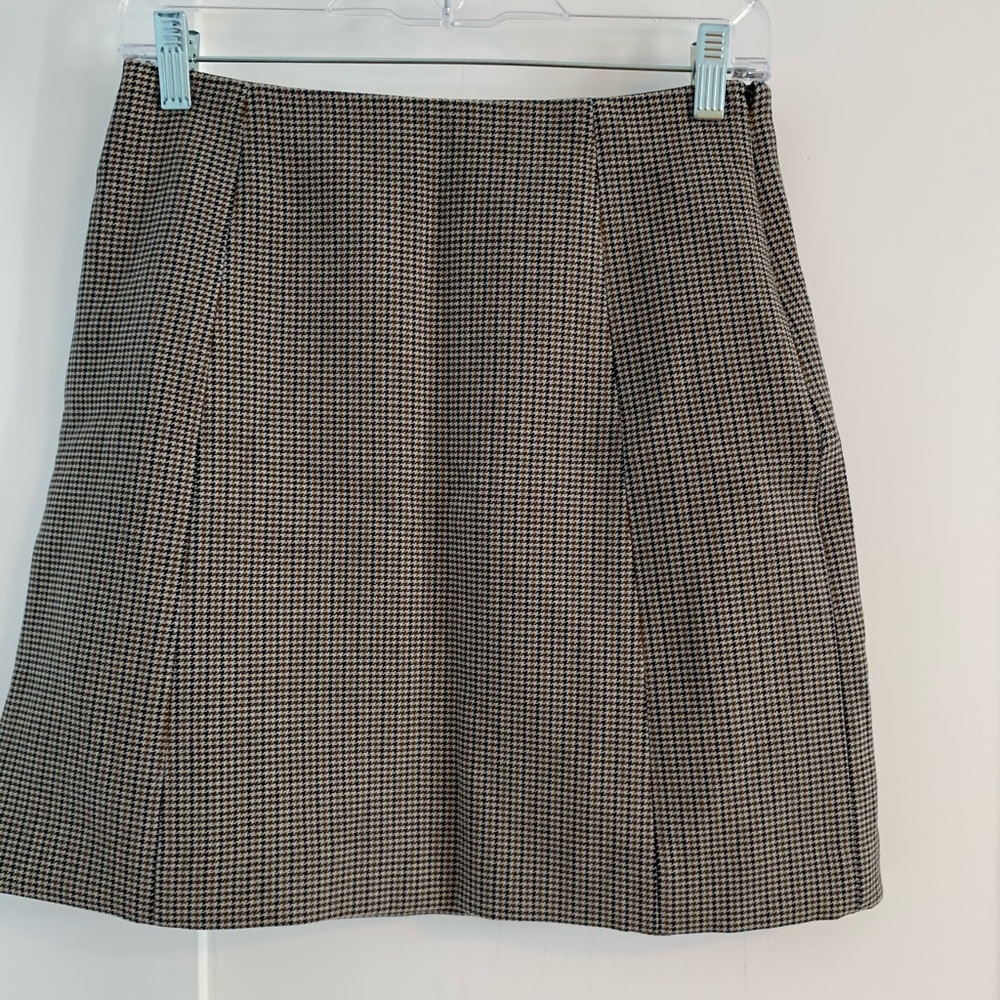 ARITZIA plaid professional mini skirt!